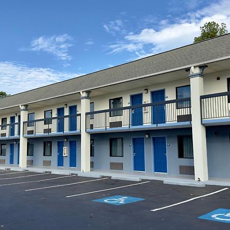 Days Inn By Wyndham Lexington-Columbia Exterior foto