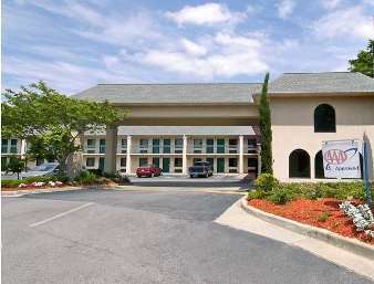 Days Inn By Wyndham Lexington-Columbia Exterior foto