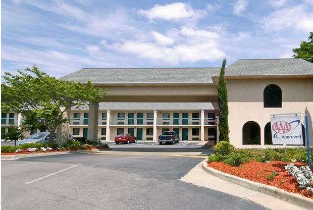 Days Inn By Wyndham Lexington-Columbia Exterior foto