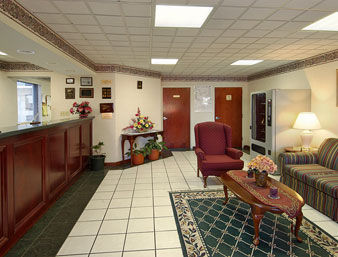 Days Inn By Wyndham Lexington-Columbia Exterior foto